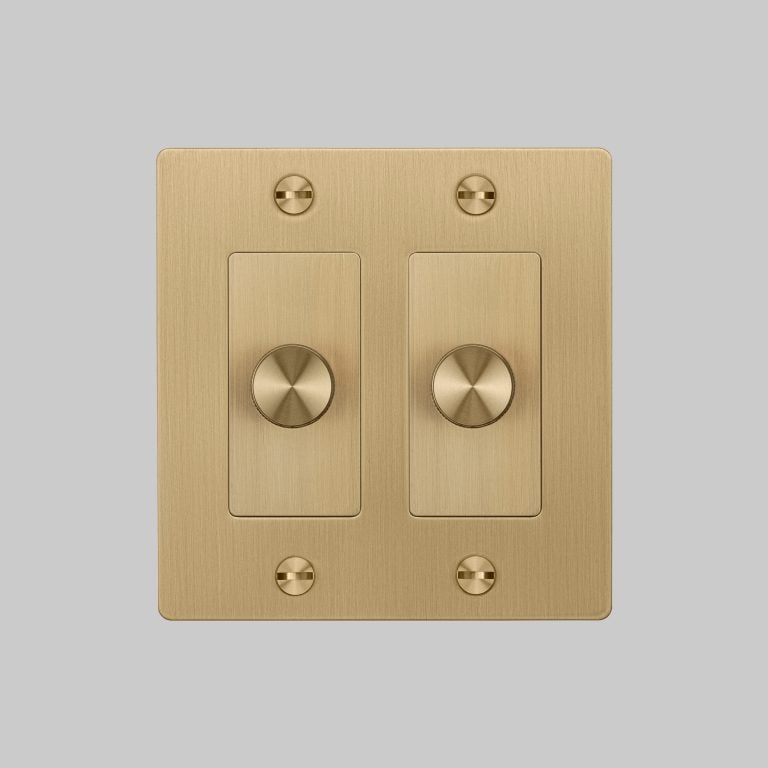 US_2G_Dimmer_Brass_Front_No-logo_Web