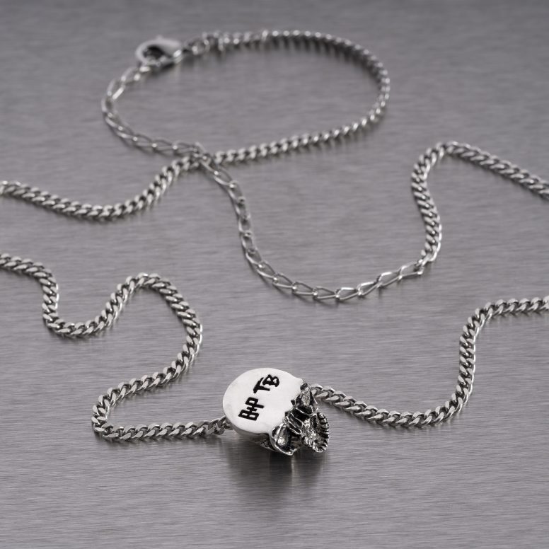 SKULL NECKLACE / TRAVIS BARKER / SILVER - Buster + Punch